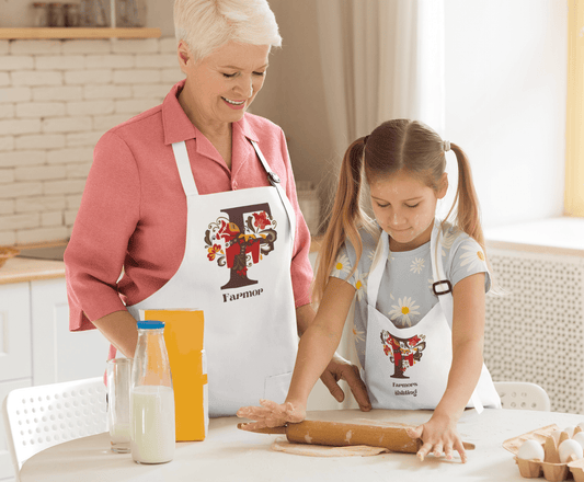 Personalisierte Küchenschürze mit Dalapferd-Motiv