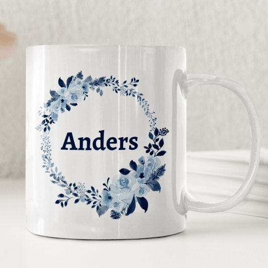 Personlig mugg – Blå blomram – mugg med namn