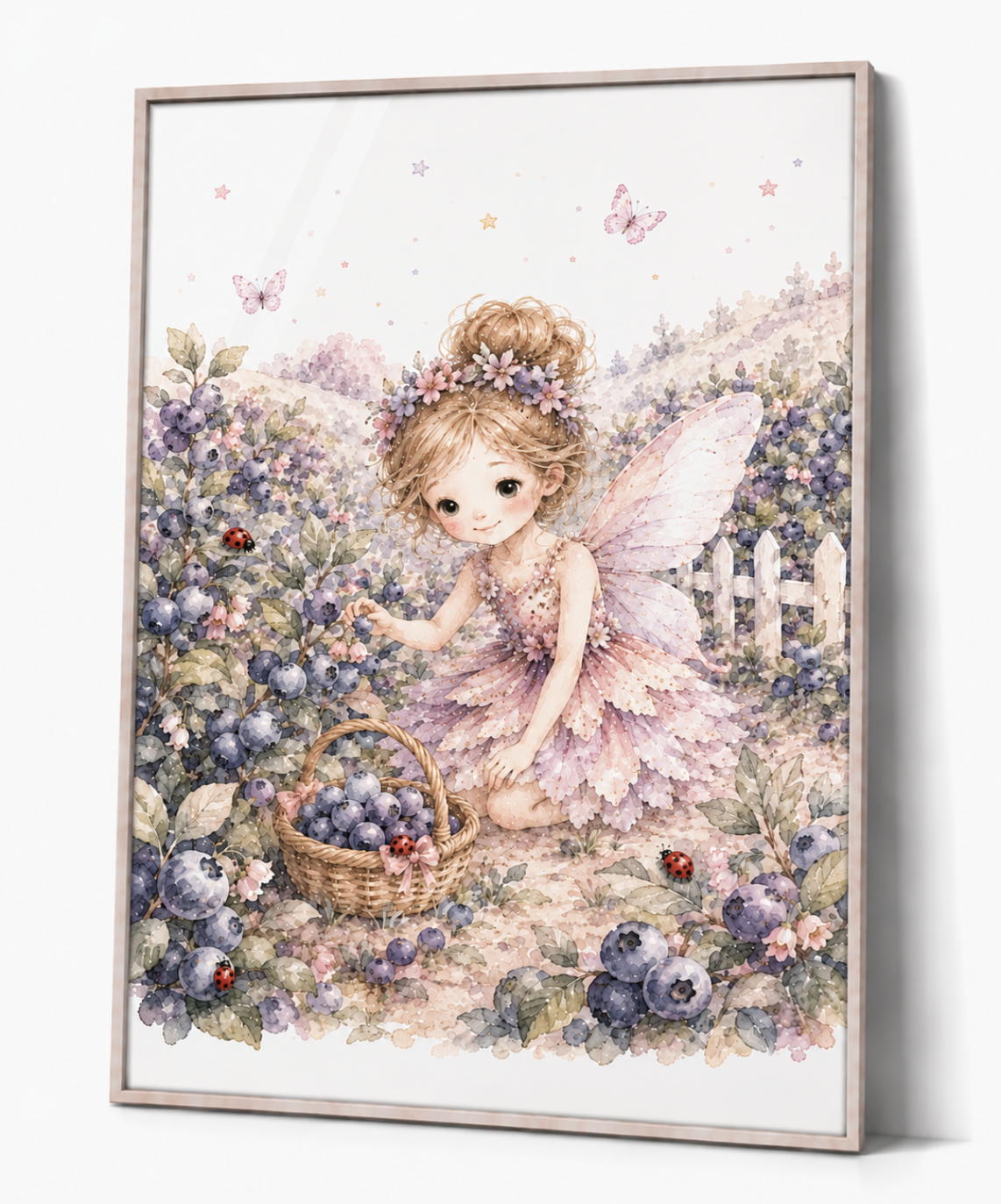 Blaubeerelfe Kinderposter – Aquarellbild für das Mädchenzimmer