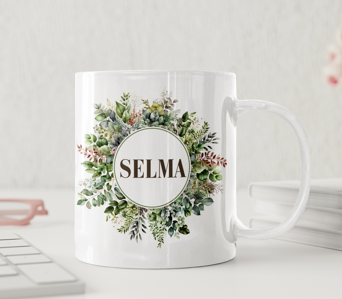 Personalisierte Tasse – Grüner Blätterkranz – Tasse mit Namen